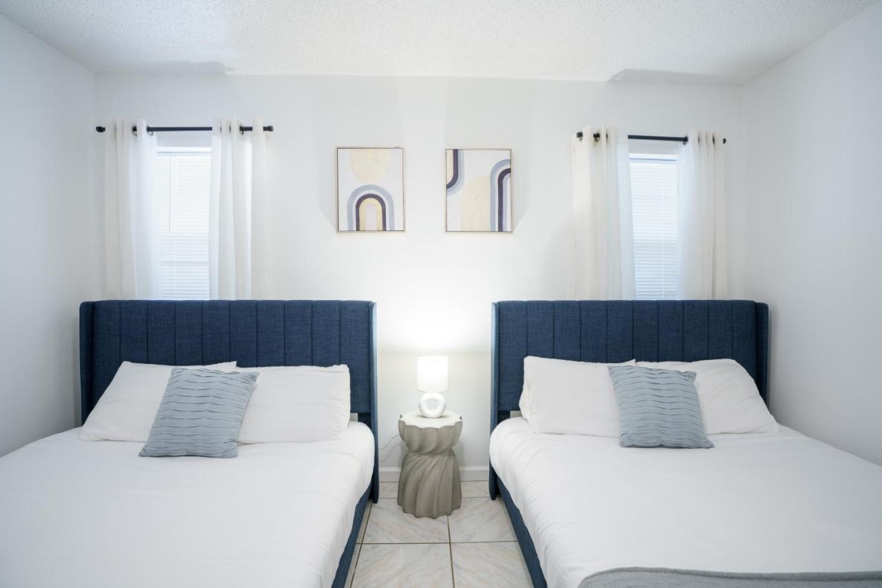 Modern 3-Bedroom In The Heart Of Wynwood Art District 마이애미 외부 사진