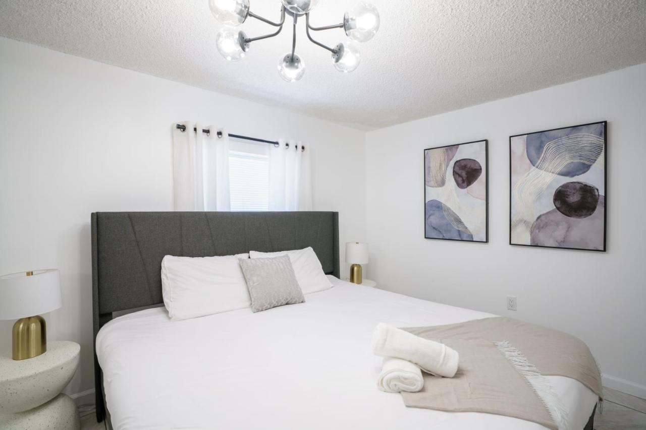 Modern 3-Bedroom In The Heart Of Wynwood Art District 마이애미 외부 사진